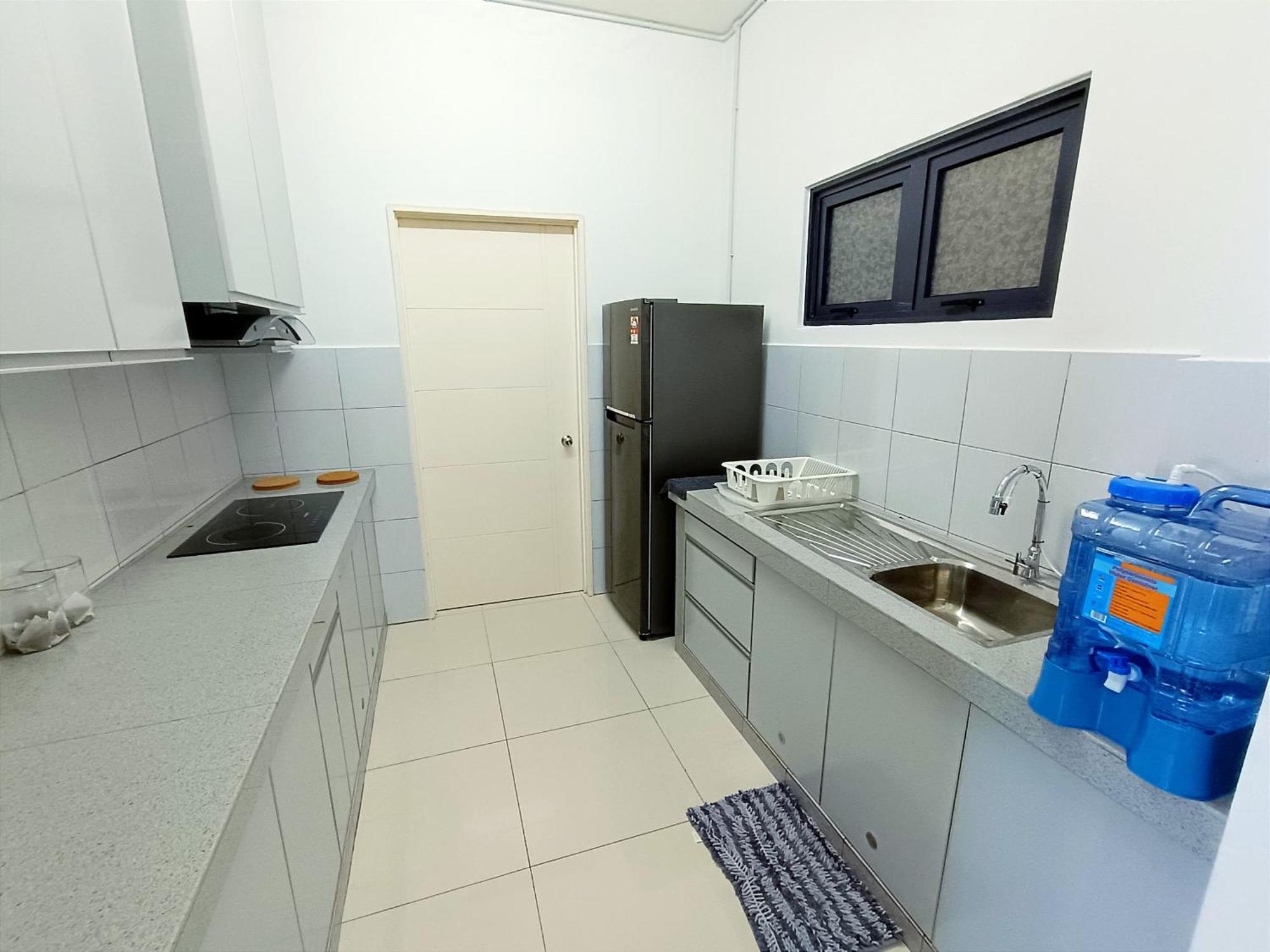 D'Luna Homestay Seaview I Sunrise View كُوالا تيرينغانو المظهر الخارجي الصورة